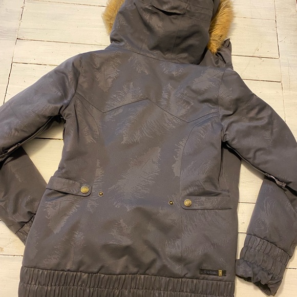 B by Burton Dryride Winter Jacket - Picture 3 of 3